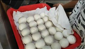 湯圓,楊梅,斷牙,豬骨,賠償