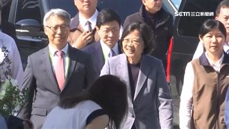 蔡英文挺產業！訪台積電、中研院大樓