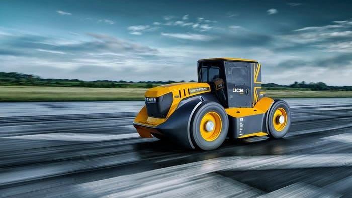 JCB拖拉機超狂　可飆破240公里