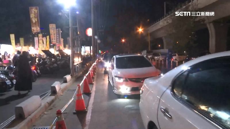 控民眾搶收停車費！違法畫地賺夜市財