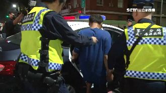 翻坐墊行竊當場抓包！憨賊還錢等警察