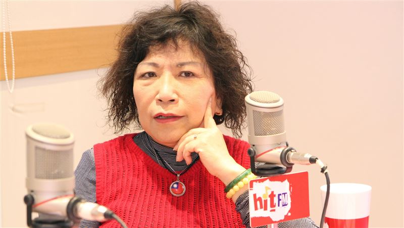 怎不罵港警暴力？葉毓蘭：不干涉內政