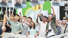 國際橋牌社殺青戲，夏騰宏。（記者林士傑/攝影）