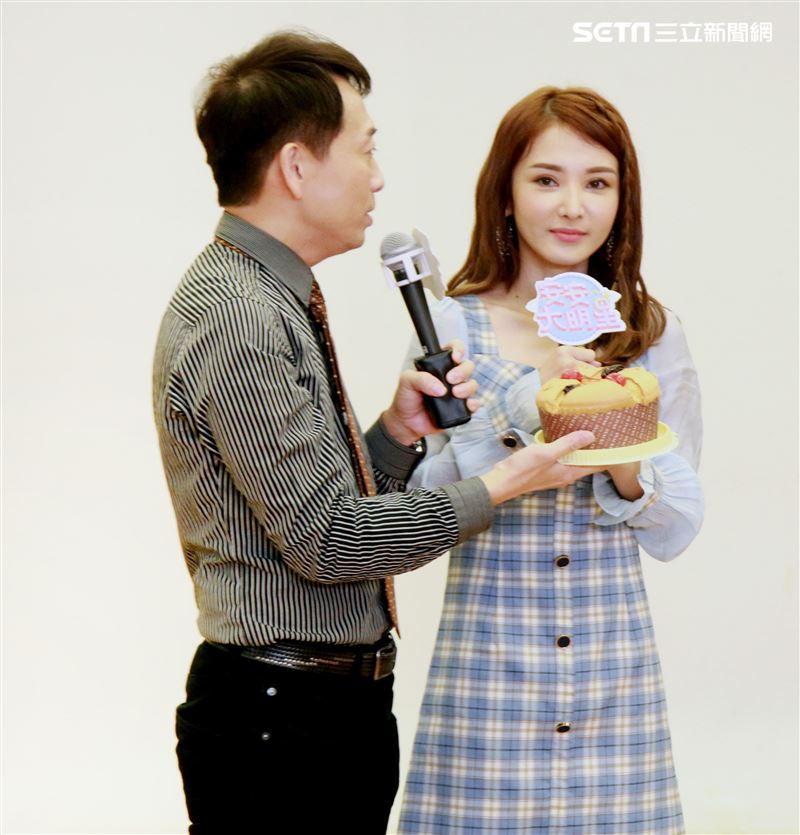 陳子玄29歲生日，來「安安大明星」一起與粉絲慶生派對。（記者邱榮吉/攝影）