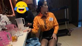 KTV,唱歌,黑絲,正妹,服務員（圖／翻攝自加藤軍路邊隨手拍）