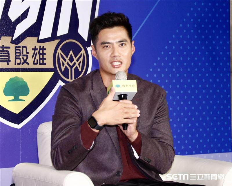 陳偉殷返台記者會。（圖／記者林聖凱攝影）