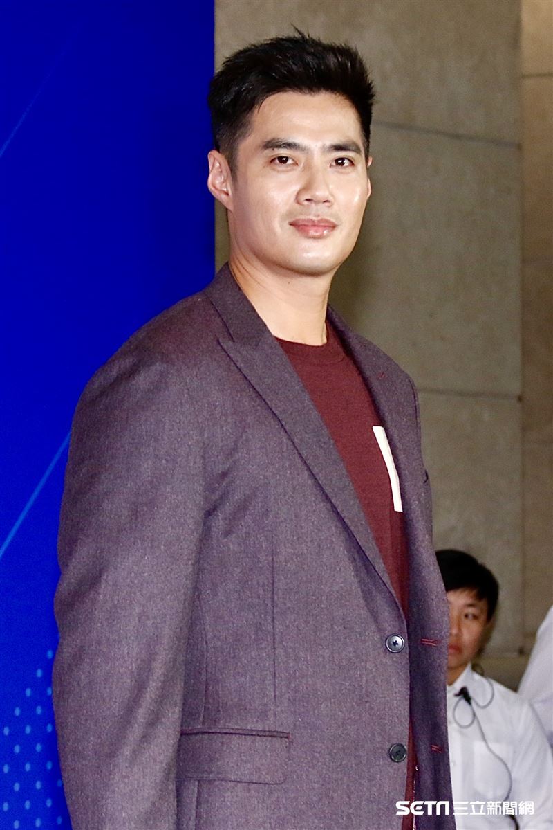 陳偉殷返台記者會。（圖/記者林聖凱攝影）