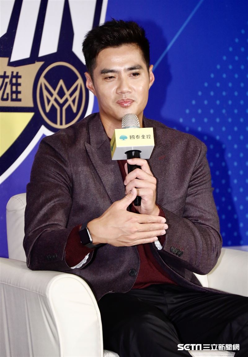 陳偉殷返台記者會。（圖/記者林聖凱攝影）