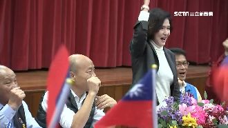 致詞被林姿妙亂入！韓國瑜坐一旁超囧