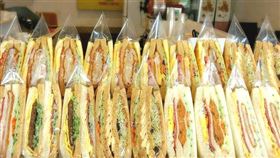 早餐店三明治。（圖／翻攝自「爆廢公社」）