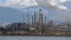 美國華盛頓的Marathon Anacortes煉油廠。（圖／翻攝自維基百科）

https://en.wikipedia.org/wiki/Oil_refinery#/media/File:Anacortes_Refinery_31911.JPG