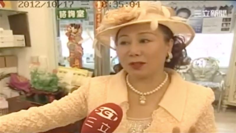 東區人肉擋車！BMW女車主來頭不小