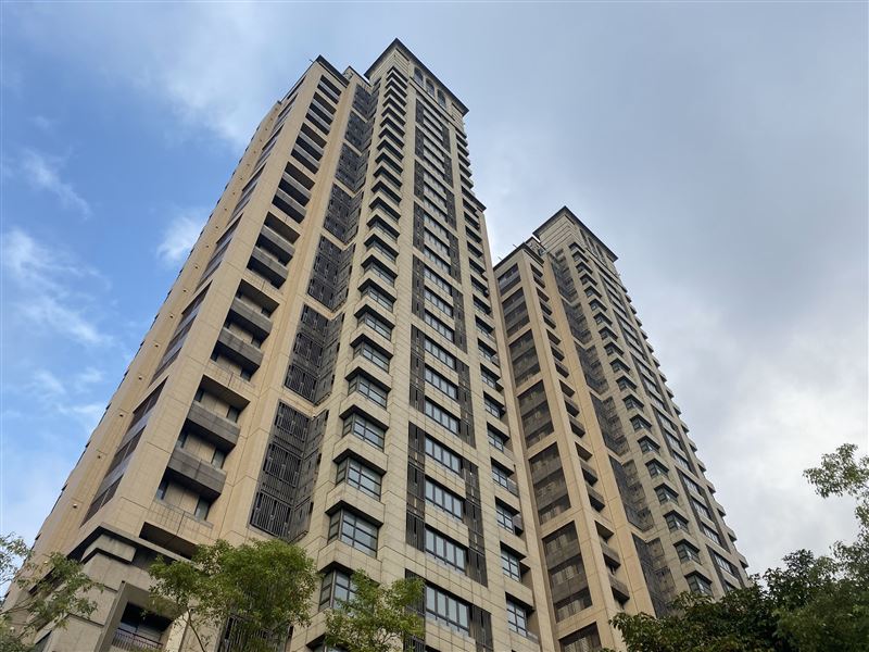 查共諜案檢傳向心豪宅租客！訊後請回