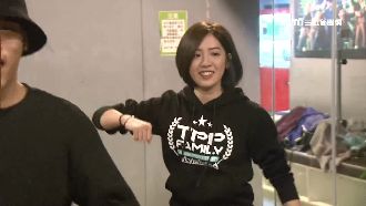 搶攻年輕選票！學姐首次挑戰街舞