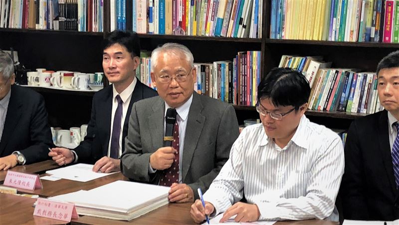 111學年升大學　校系公布準備方向