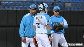 穀保家商總教練周宗志。（圖／記者王怡翔攝影）