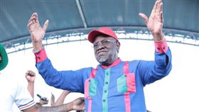 納米比亞現任總統甘戈柏贏得2019年總統選舉，成功蟬聯。（圖取自facebook.com/DrHageGeingob）