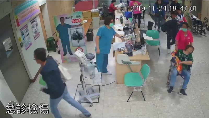 64歲婦遊覽車上中風　司機狂飆送醫