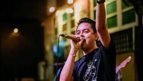 主唱,樂團,憂鬱症,韓國,YouTube,荷拉,Pooriwat Suwanmanee,高以翔,FridayNight to Sunday 圖／翻攝自FridayNight to Sunday臉書