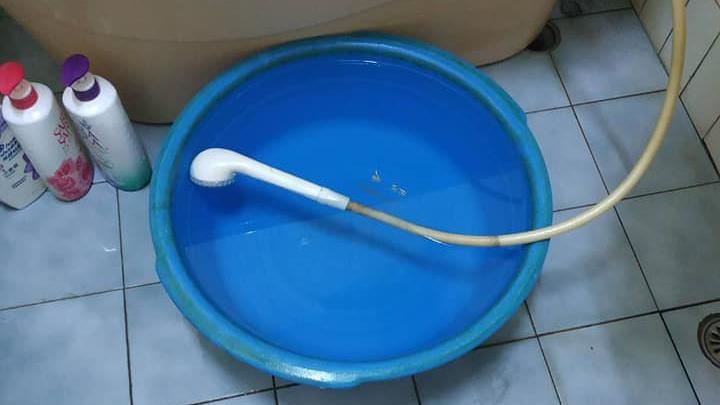 洗澡1臉盆水就夠用？友驚呆…網戰翻