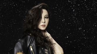 蕭薔遮半邊臉使壞！瓜子臉竟撞林志玲