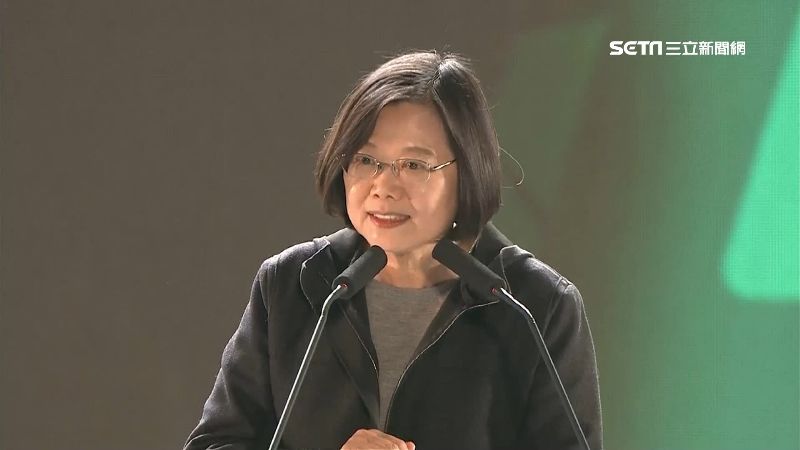 蔡英文社群之夜爆滿　3千名英粉嗨翻