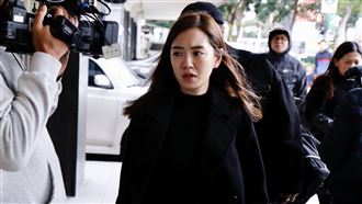 相識15年…女星哭陪高以翔近2小時