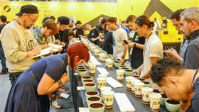 世界烘豆冠軍賴昱權：咖啡人是「浪漫的傻瓜」