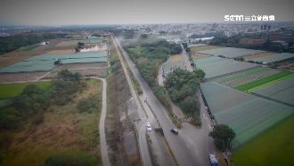 張榮味神速批准變更地目　爆目測量地