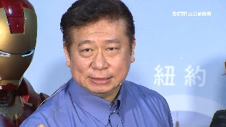 張顯耀罵AZ打AZ　臉書一夜被灌爆