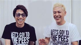 田村淳（左）親自宣布成立「倫敦靴子」控股公司。（圖／翻攝自日網）