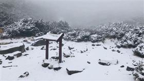 吳德榮,水氣氣溫,配合,高山初雪,機率高(圖/中央社)