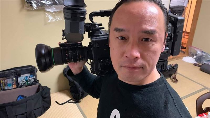 暗黑周董否認斂財！曝小編簡訊逼付款