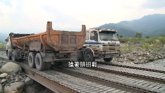 個人車避免抽成　他曝「載砂石」月收