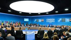 北大西洋公約組織4日在倫敦峰會發表聲明，首度提到中華人民共和國不斷擴大的影響力及其國際政策，是北約盟國需要共同應對的機遇與挑戰。（圖取自twitter.com/NATOpress）