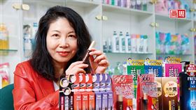 耐斯營運長邱玟諦透露，566這次在天貓熱賣的，其實是靠網路數據算出來的染髮筆。(攝影者．商周駱裕隆)