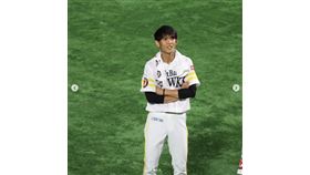 ▲泉圭輔加薪450萬日幣。（圖／翻攝自推特）