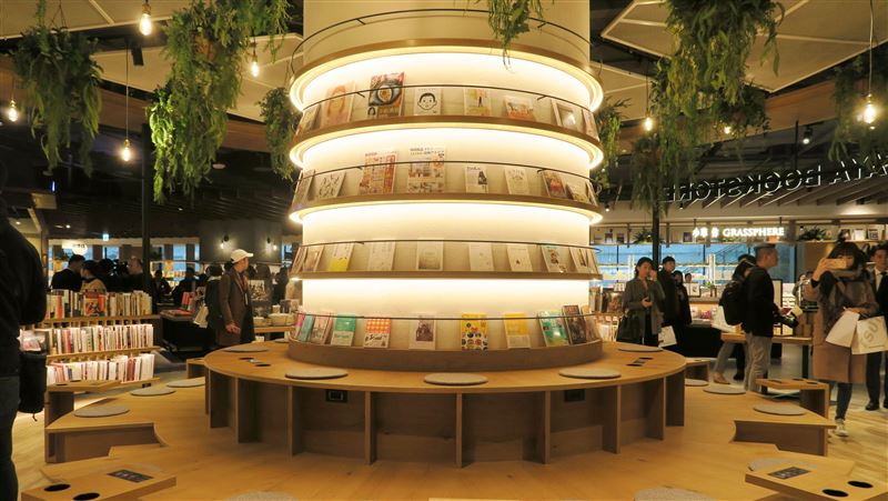 蔦屋書店在南港！親子共讀空間成亮點