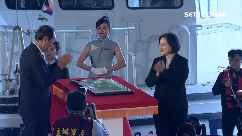 海巡版沱江艦交船！小英國艦國造超前