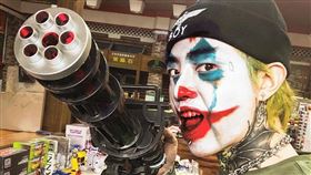 謝和弦。（圖／翻攝自謝和弦臉書）