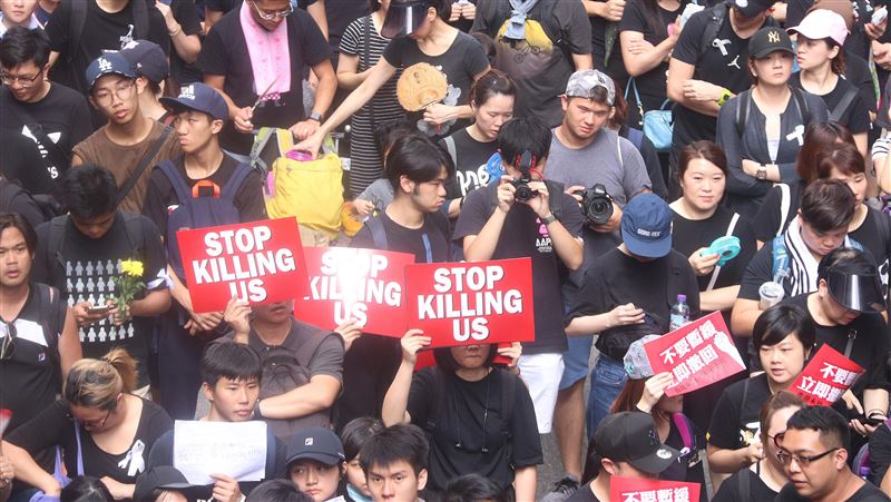 黎智英等14人遭逮　港警指涉反送中