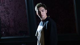 黃偉晉〈北極光〉MV新聞稿&照片&影片
照片&影片請註明:愛貝克思提供