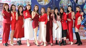 人美心更美的知名人氣女神推出寫真桌曆。