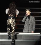 莫文蔚最後一次在台北小巨蛋開演唱會和嘉賓J.Sheon合唱。（記者邱榮吉/攝影）