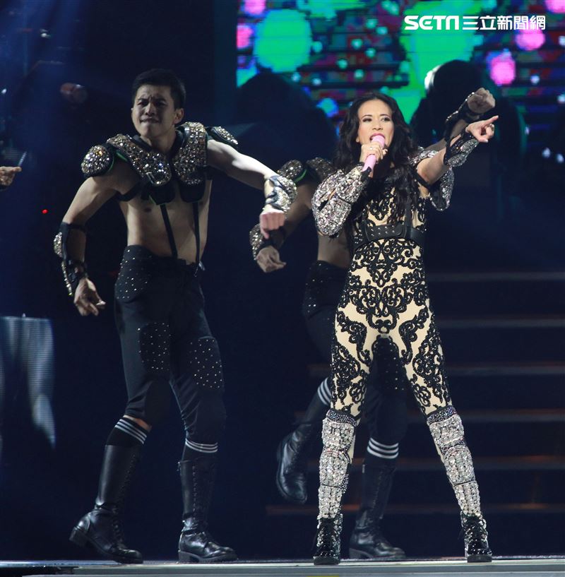 莫文蔚最後一次在台北小巨蛋開演唱會。（記者邱榮吉/攝影）