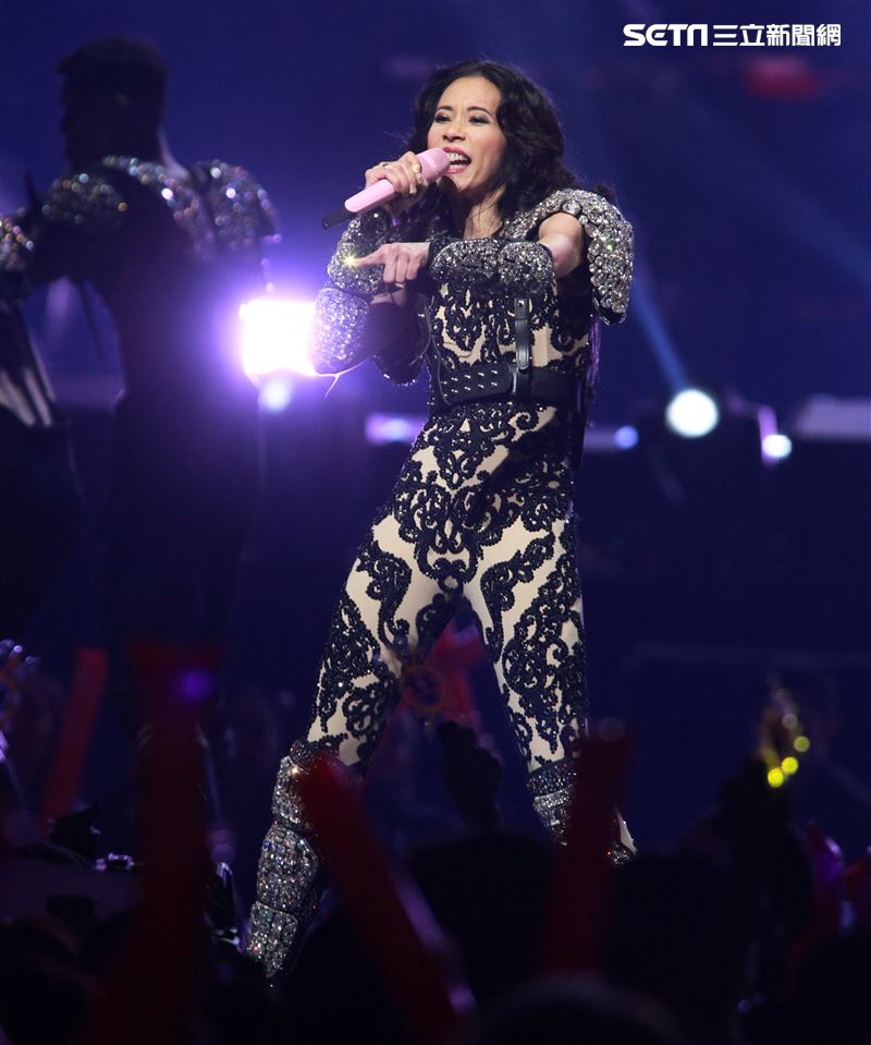 莫文蔚最後一次在台北小巨蛋開演唱會。（記者邱榮吉/攝影）