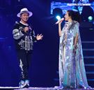 莫文蔚最後一次在台北小巨蛋開演唱會和嘉賓吳宗憲一起合唱「廣島之戀」。（記者邱榮吉/攝影）