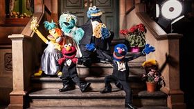 美國長壽兒童電視節目芝麻街2019年滿50歲，是首個獲美國文化界大獎「甘迺迪中心榮譽獎」肯定的電視節目。（圖取自twitter.com/sesamestreet）