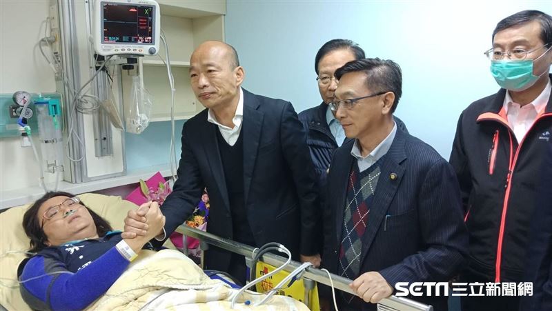 陳玉珍夾到手躺重症床？醫護怒譙XX