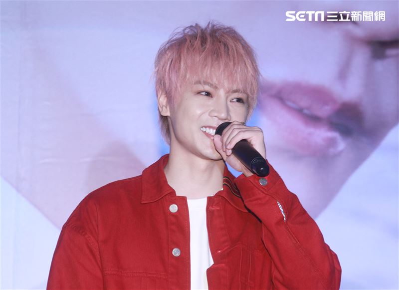 KU古曜威「一個幸福的吻」新歌發表會。（記者邱榮吉/攝影）